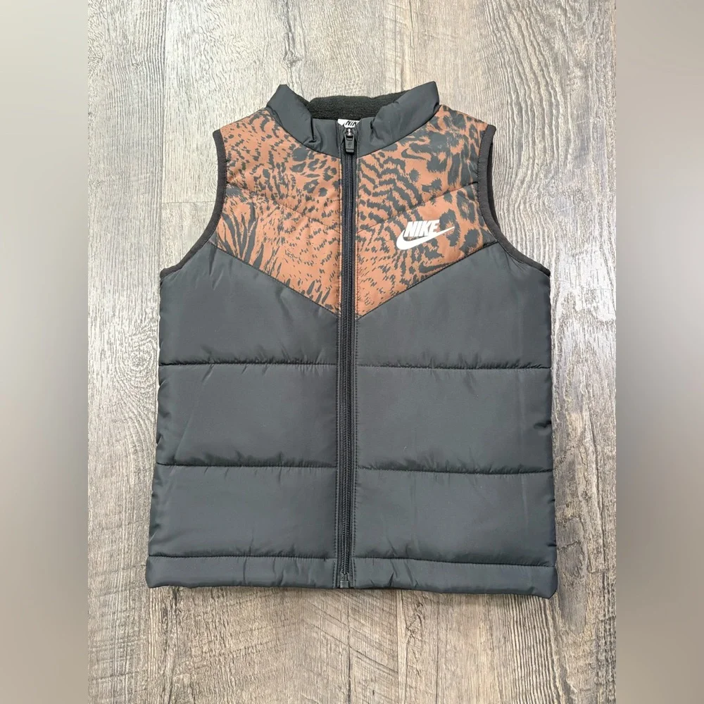 NIKE Girls Puffer Vest